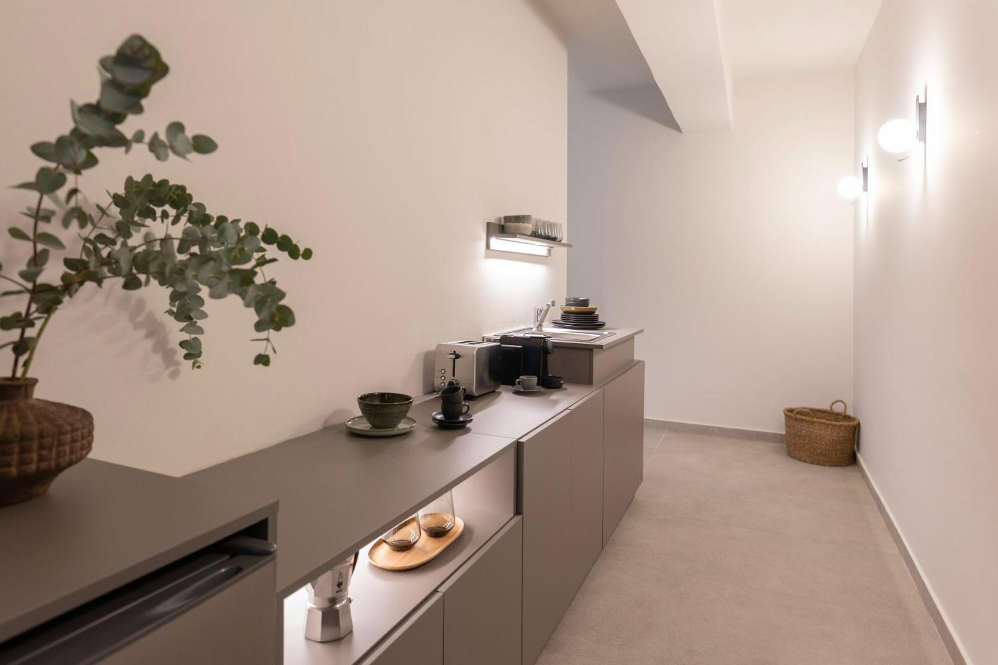 Celestial Athens Suites At Praxitelous Buitenkant foto