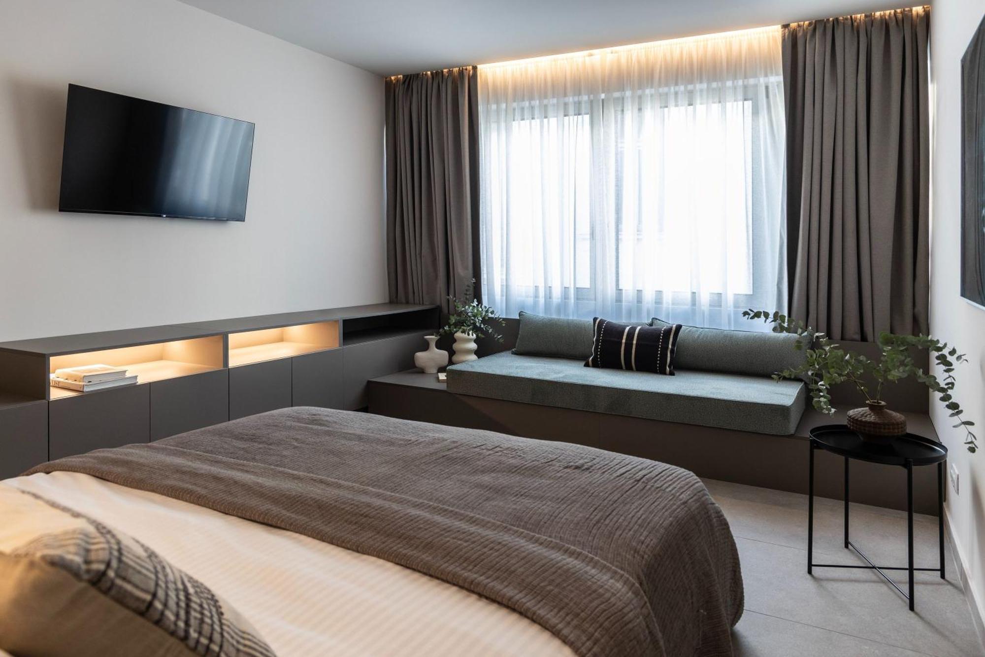 Celestial Athens Suites At Praxitelous Buitenkant foto