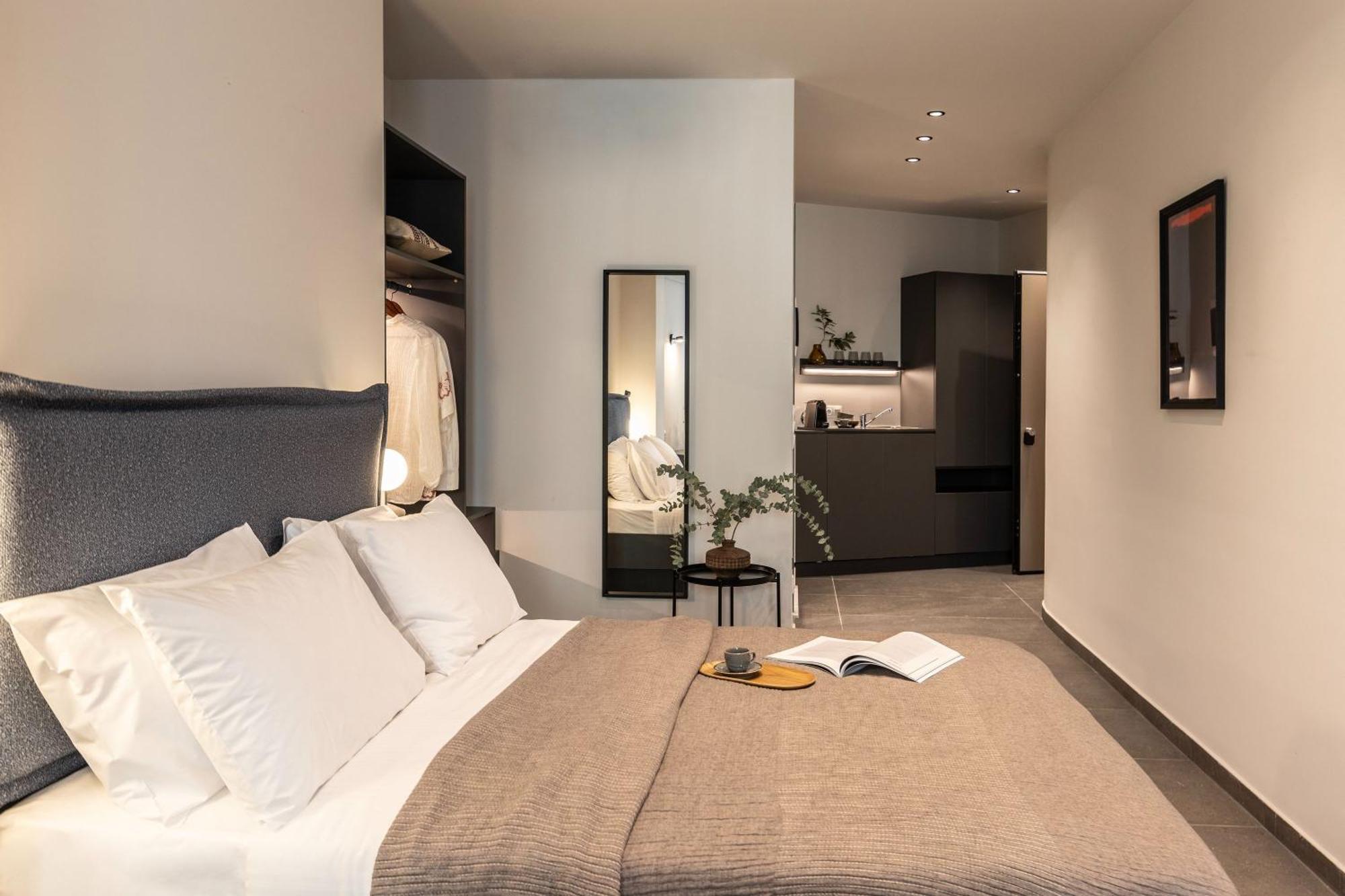 Celestial Athens Suites At Praxitelous Buitenkant foto